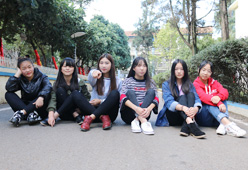 ������У԰