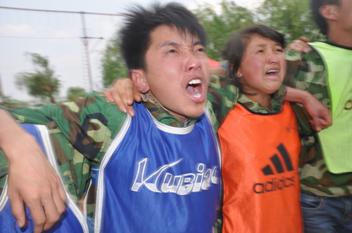 军训系列报道二:团结一心,增强凝聚力(拓展篇)