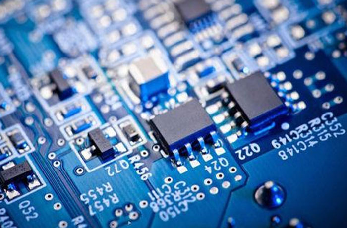 急招硬件工程师3000-4499-云南新华电脑学院