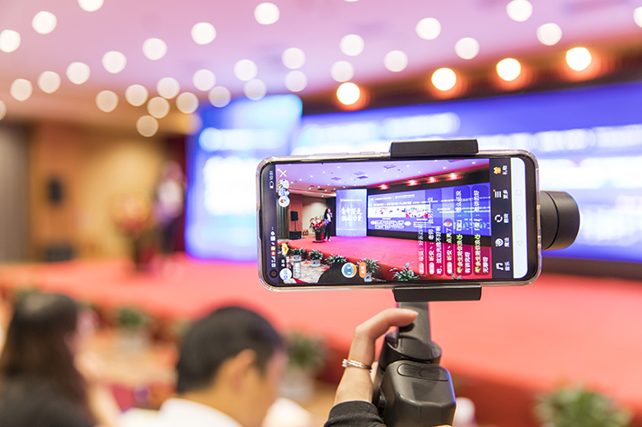 云南新华2020新专业发布会暨it青年强国计划启动仪式圆满落幕!